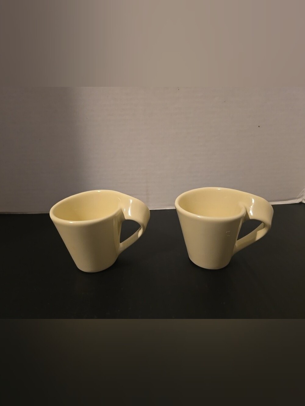 Villeroy & Boch New Wave Cream Espresso Demitasse Cups Mugs Set Of 2